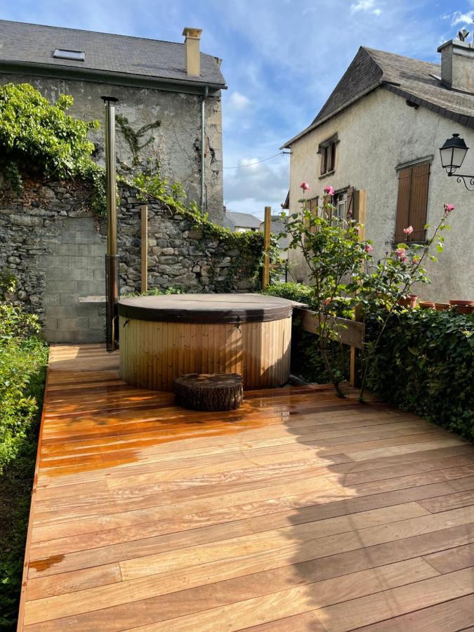 Ferienwohnung Le Monrepos Avec Jacuzzi Nordique Bielle Exterior foto